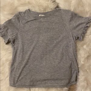 Ruffle sleeve tee